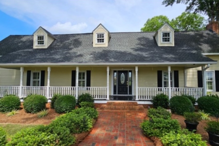 The Top 3 Benefits of Soft Wash House Washing Thumbnail